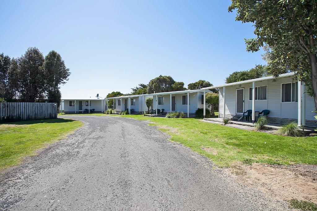 Great Ocean Road Tourist Park Hotel Peterborough Exterior photo