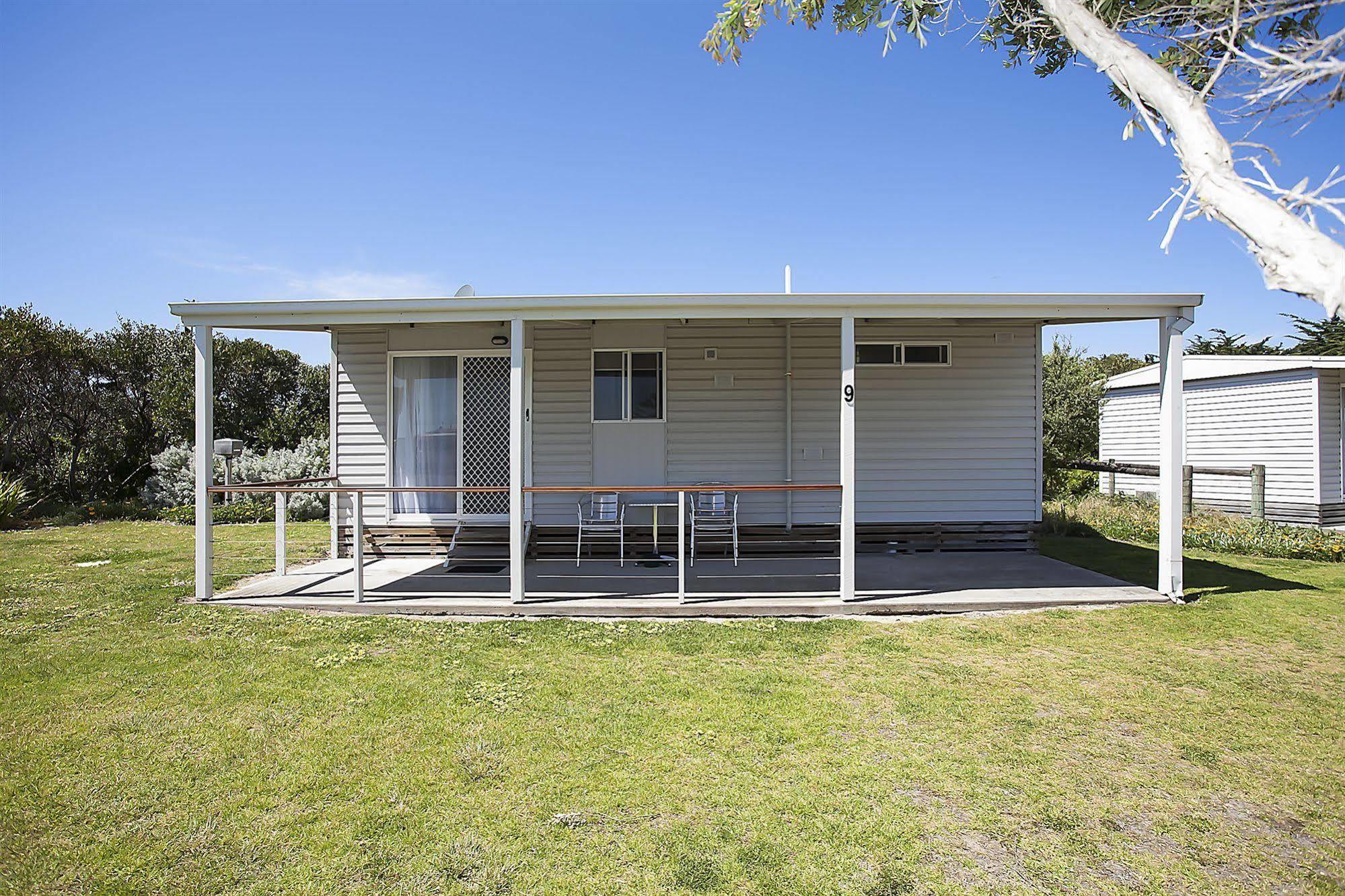 Great Ocean Road Tourist Park Hotel Peterborough Exterior photo