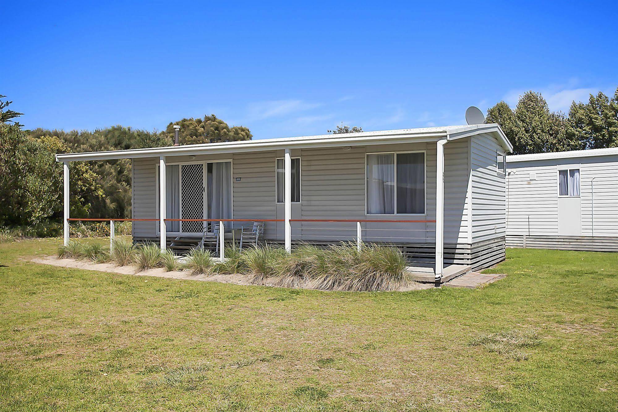 Great Ocean Road Tourist Park Hotel Peterborough Exterior photo